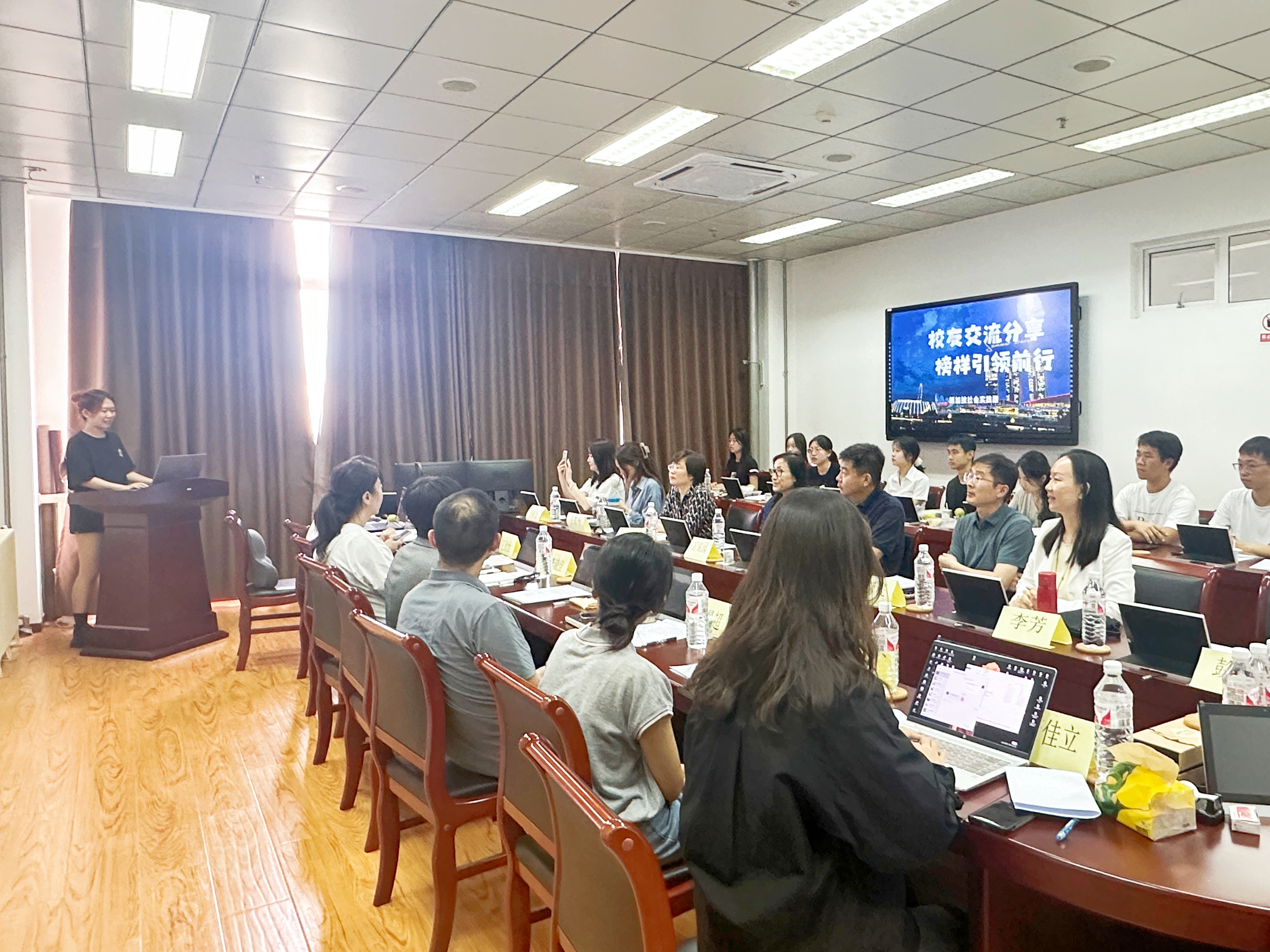 ec94189c0a70408c95bf180ba114af98.jpg ec94189c0a70408c95bf180ba114af98.jpg