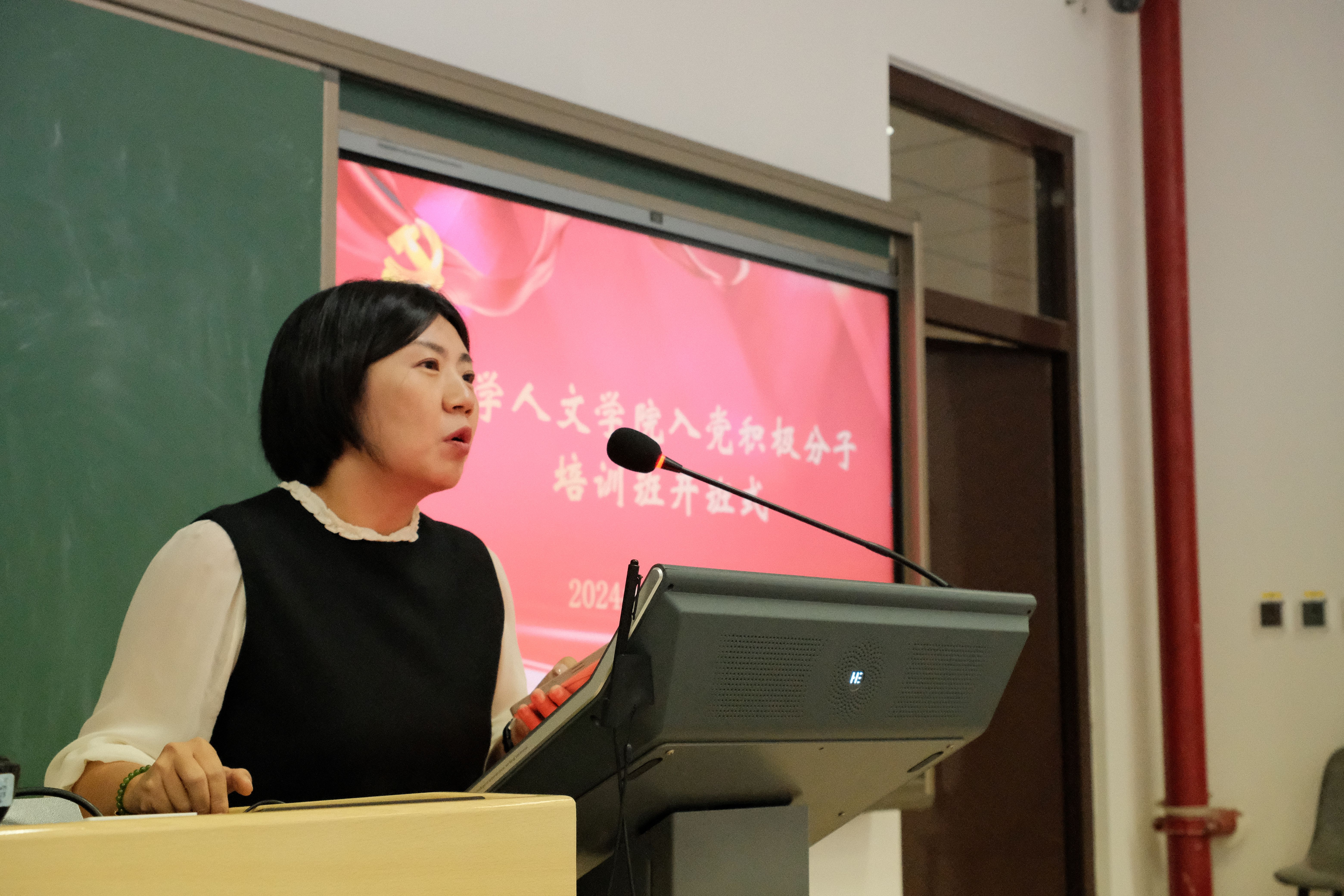 68ef475f8f554d7ebc959f671acc4070.jpg 68ef475f8f554d7ebc959f671acc4070.jpg