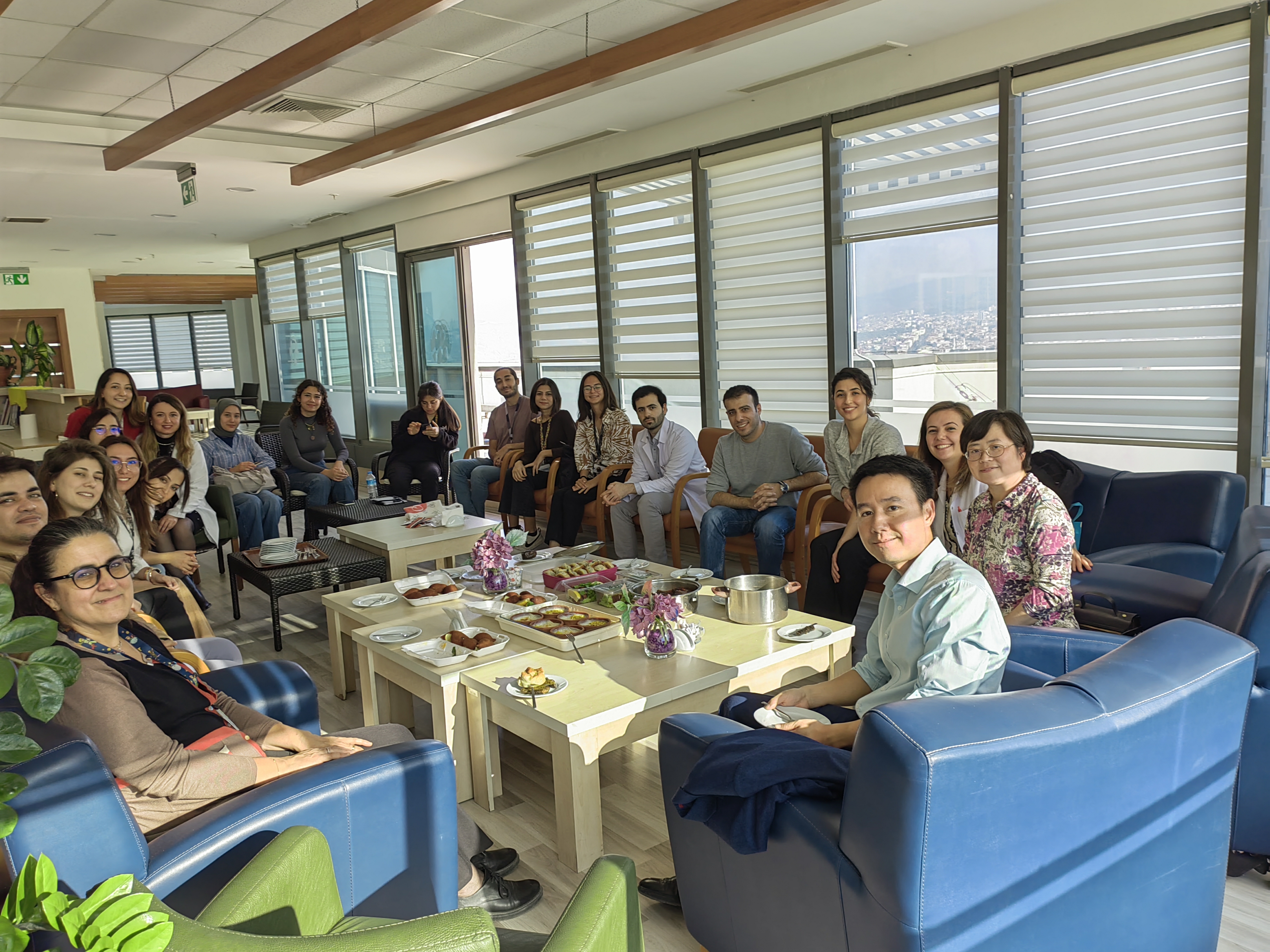 044e4ff8572b4ae4a86e97085eb17d34.jpg 044e4ff8572b4ae4a86e97085eb17d34.jpg