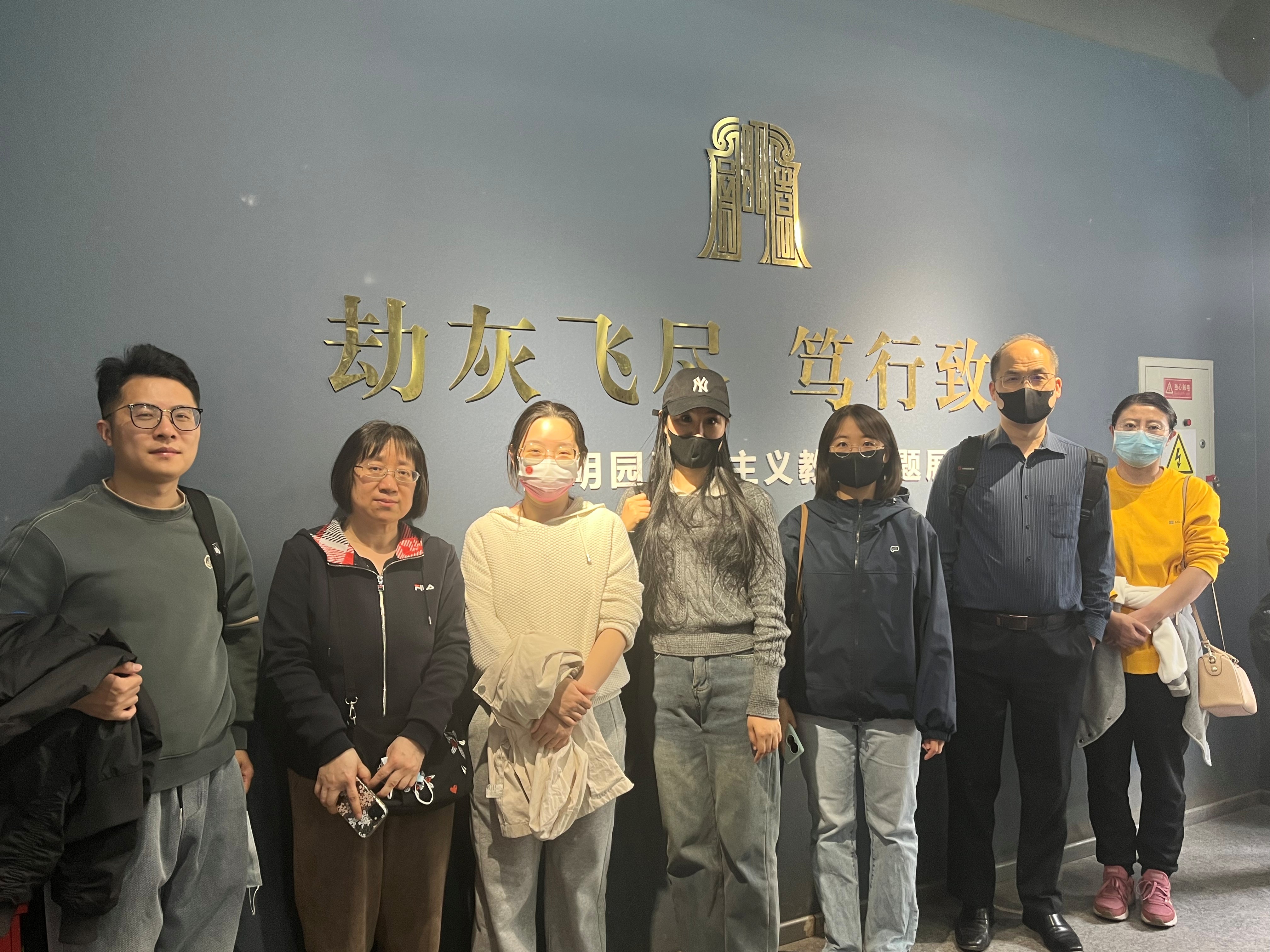 5f4d7009d9184d0490e67a40237848f7.jpg 5f4d7009d9184d0490e67a40237848f7.jpg