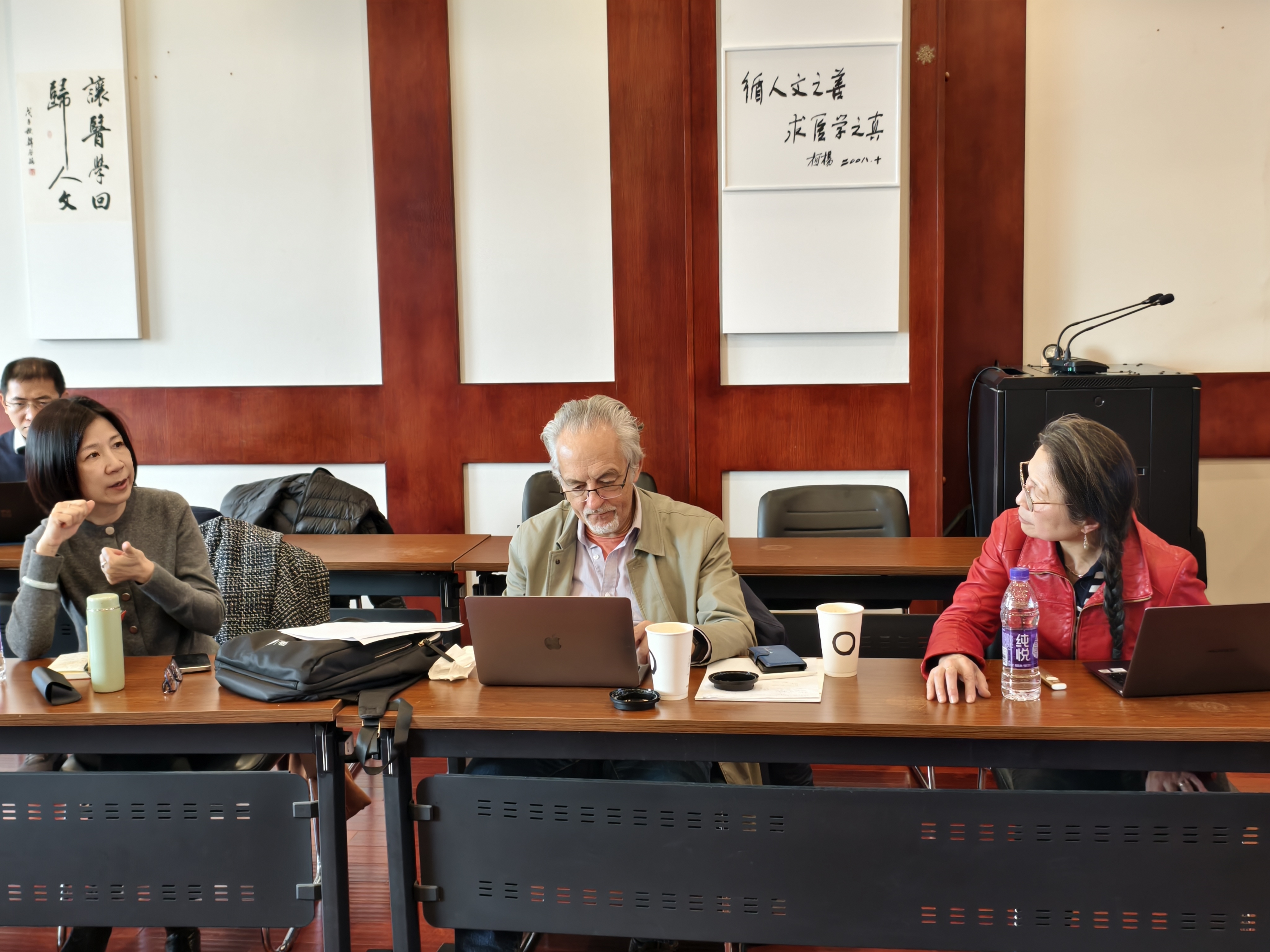 02f36fd5ee3343cd868c33b119a4cc5d.jpg 02f36fd5ee3343cd868c33b119a4cc5d.jpg