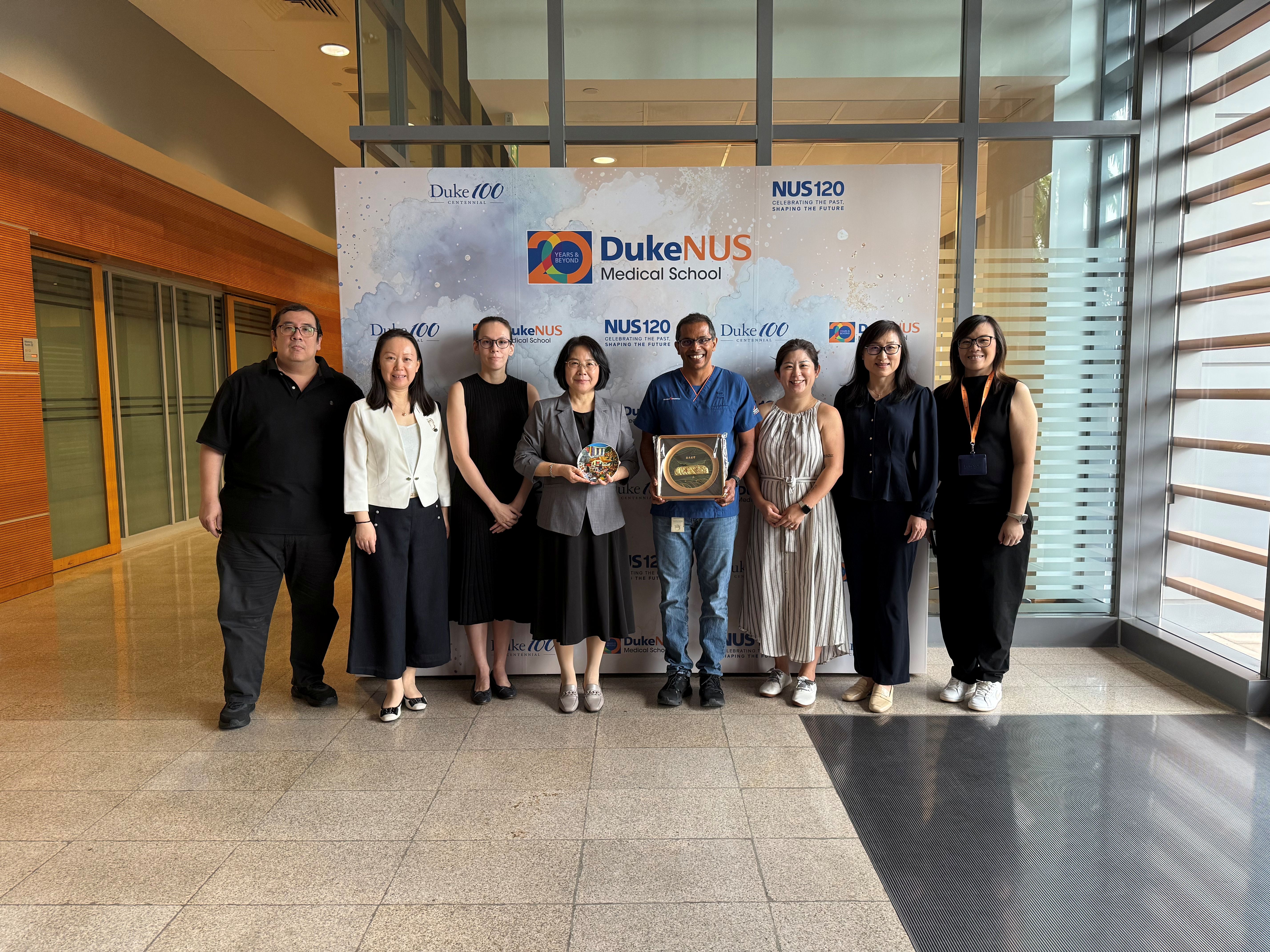 7ec5375b7a4d46eb83a58354903a69d1.jpg 7ec5375b7a4d46eb83a58354903a69d1.jpg