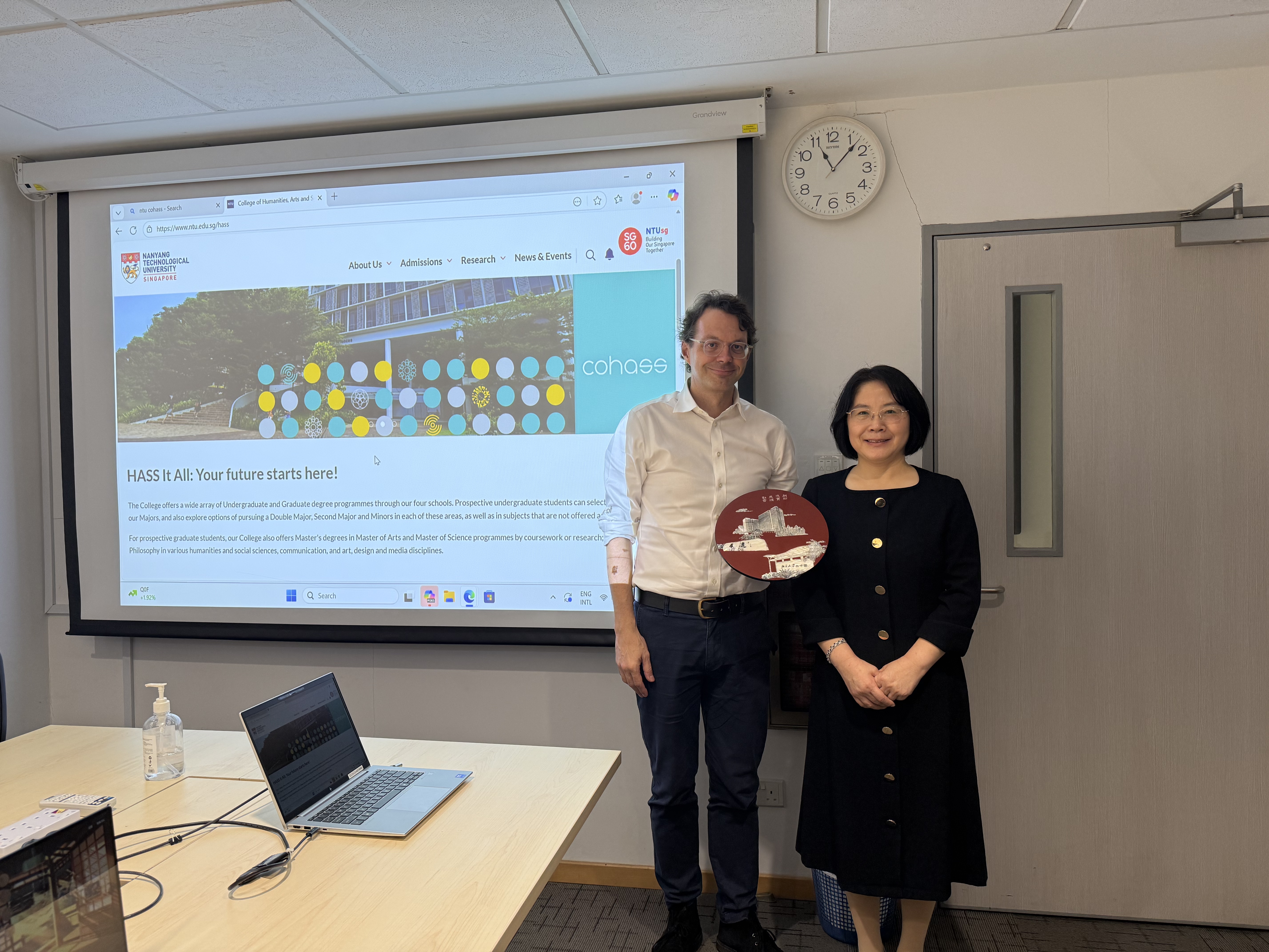 afb9ac2e55e24d369886c09f8f9ddd13.jpg afb9ac2e55e24d369886c09f8f9ddd13.jpg