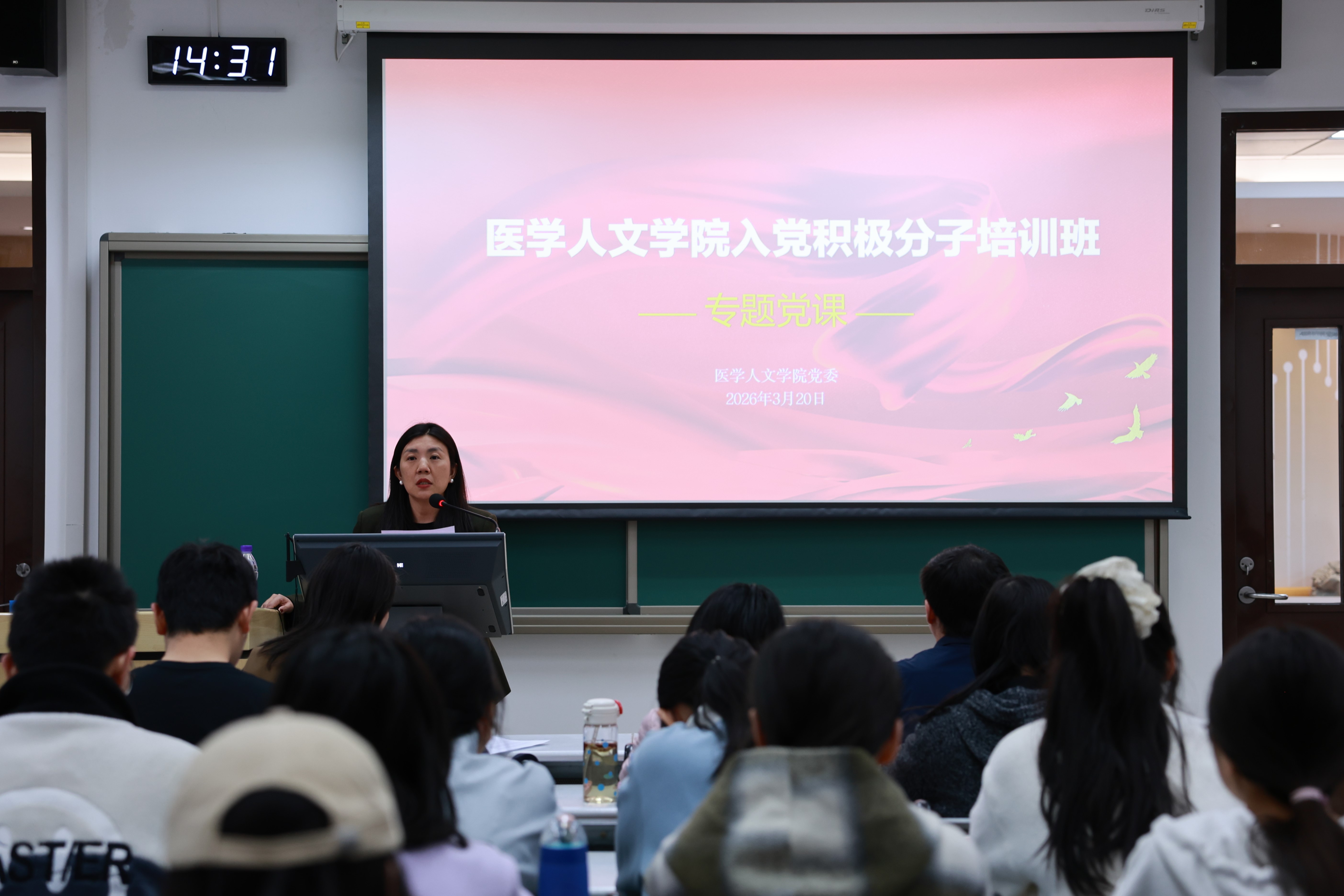 8d2cb7b10cf247cf83e68339d88ef14e.jpg 8d2cb7b10cf247cf83e68339d88ef14e.jpg